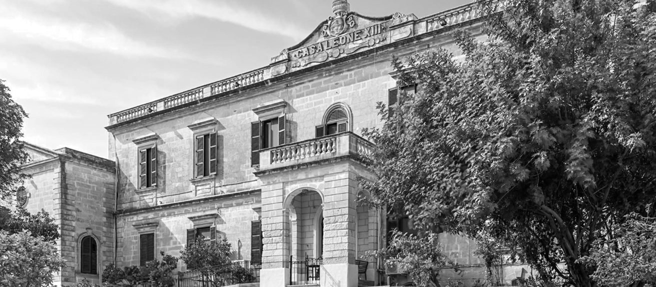 Casa Leone 
XIII B24